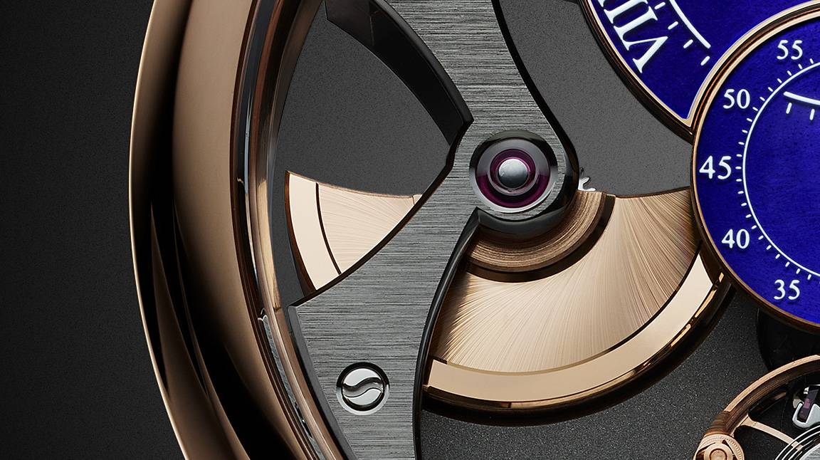 Smoothly rotating 22k gold micro-rotor