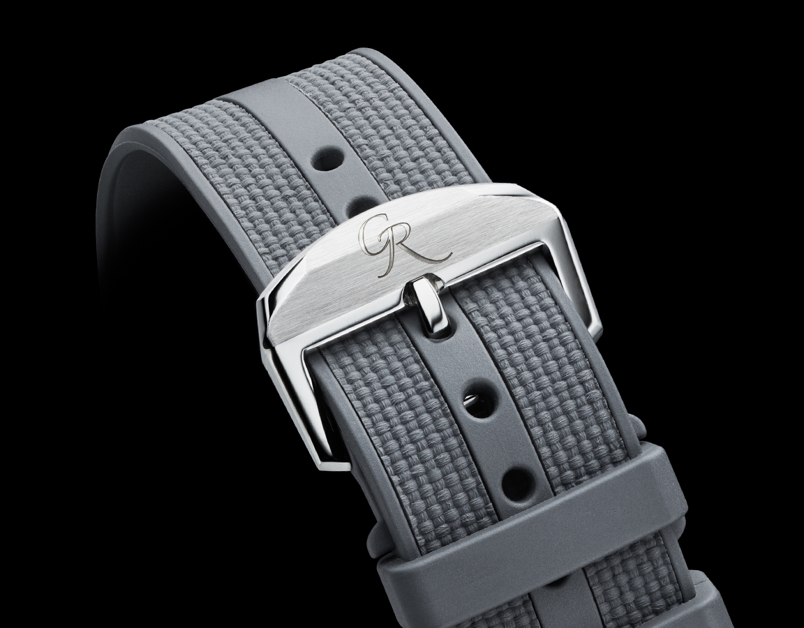 C by Romain Gauthier, Rubber strapp and pin buckle
