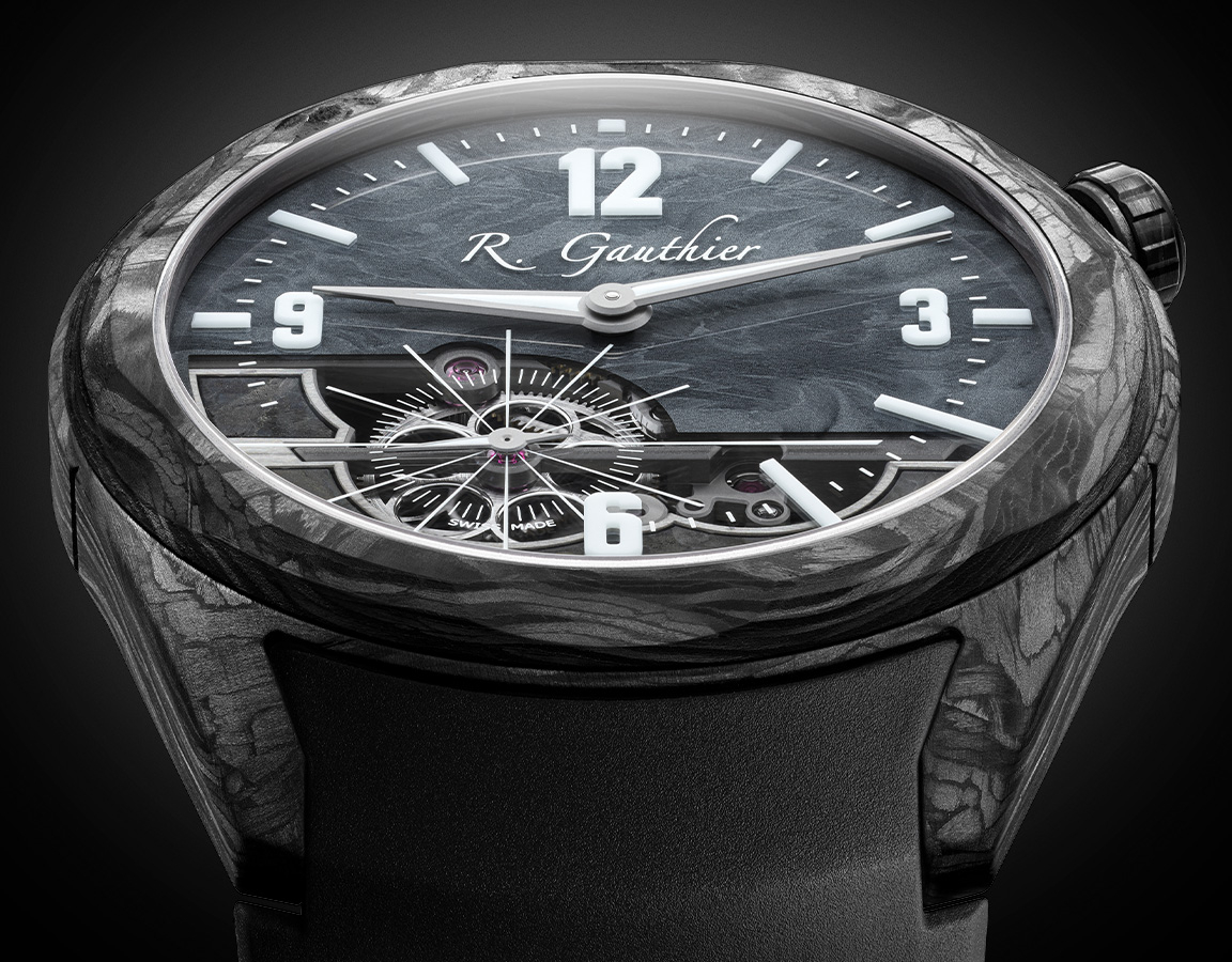 C by Romain Gauthier Carbonium Edition, case