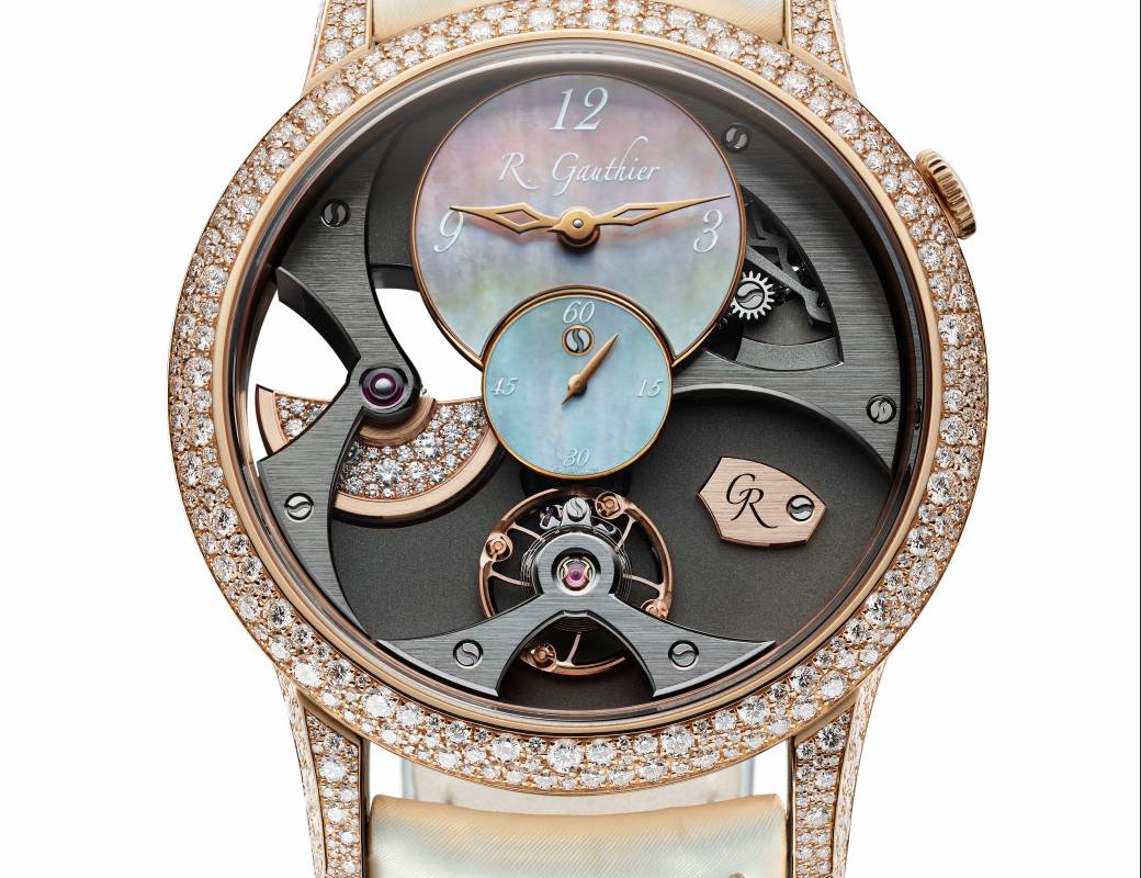 Romain Gauthier Insight Micro-Rotor unique piece snow-set red gold case with mother-of-pearl dial 3