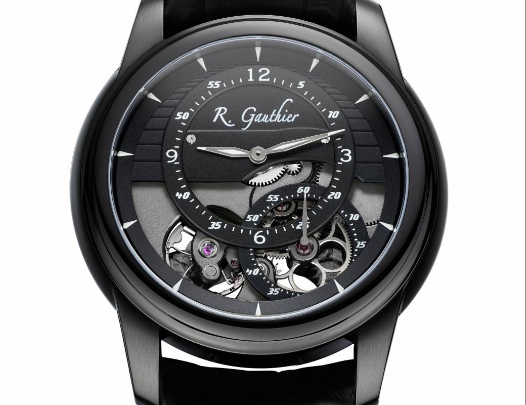 Romain Gauthier Prestige HMS Black Titanium white accents 3