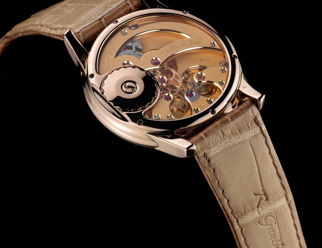 Romain Gauthier Prestige HM red gold champagne dial 3