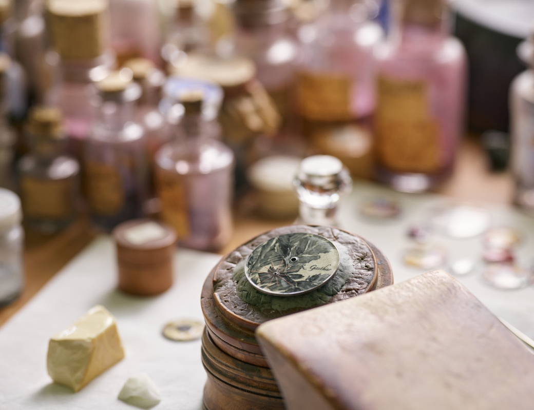 C by Romain Gauthier x Anita Porchet dial