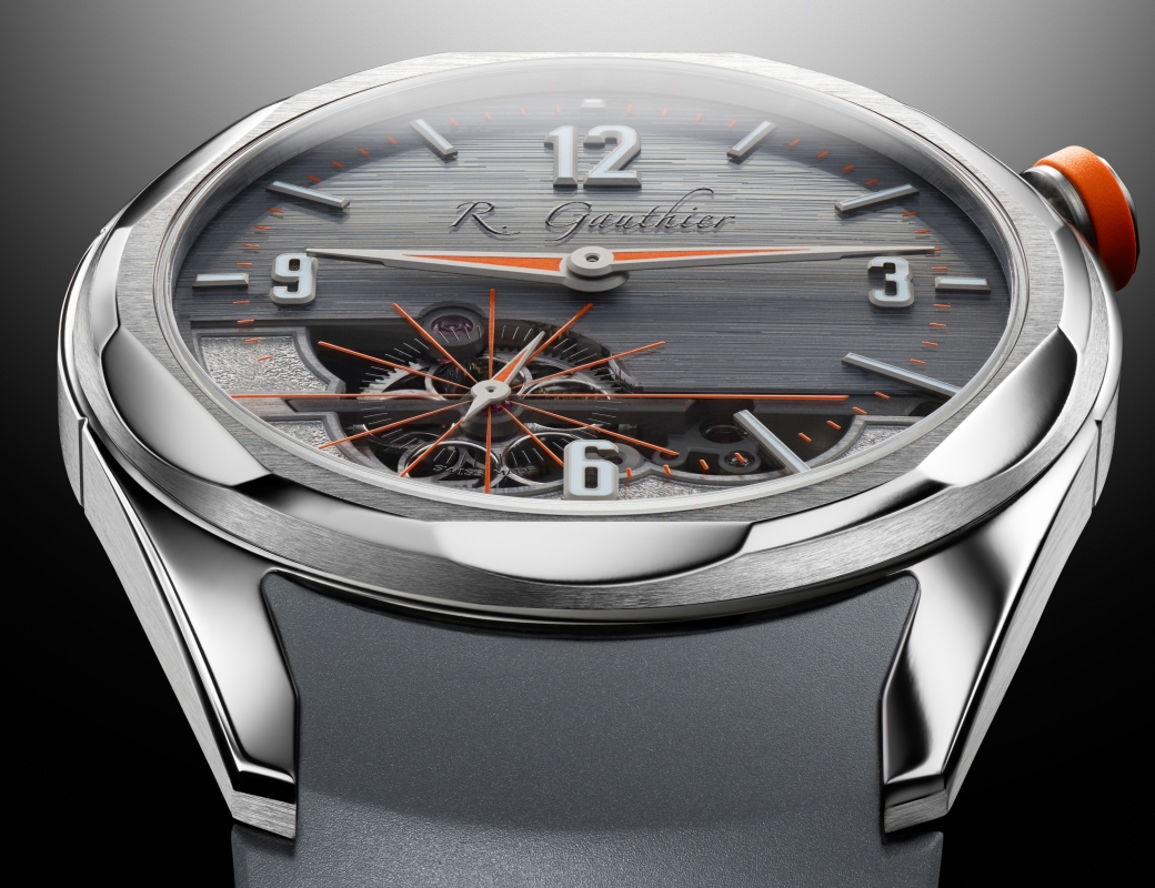 C by Romain Gauthier Titanium Edition Six