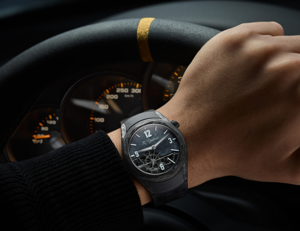 C by Romain Gauthier Carbonium® Edition